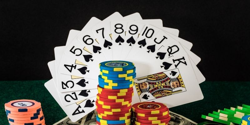 Bluff trong poker là gì